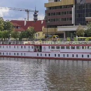 River Königstein Botel Prag